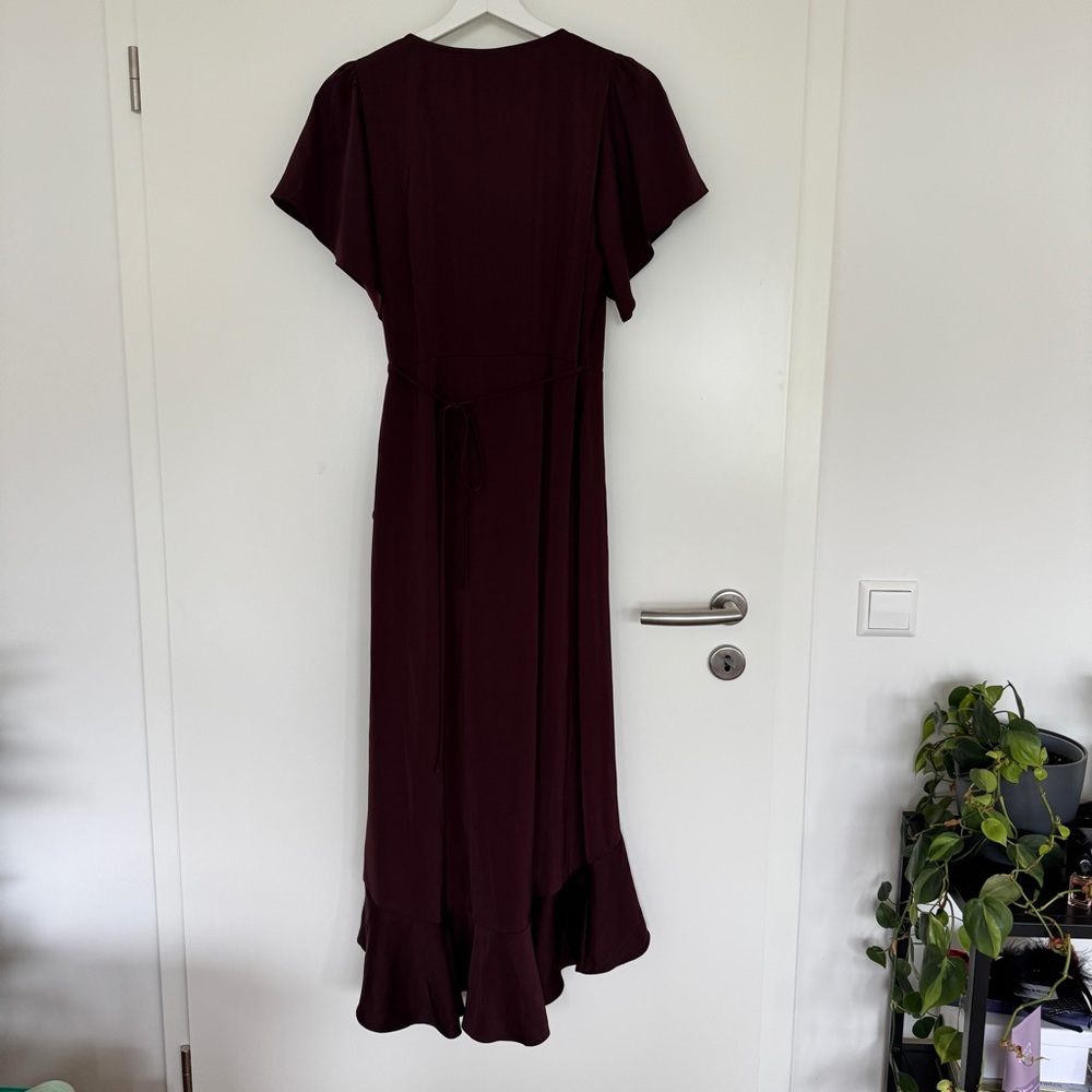 Chic brown Maxi Dress with Flutter Sleeves